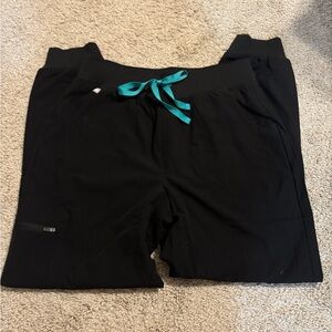 NWOT Women’s Figs Black Zamora Jogger Scrub Pants Size Medium